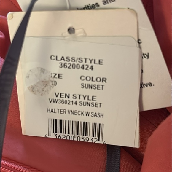 Vera Wang White Halter V-Neck Dress w/Sash Sunset Sz 10 NWT Bows Bridesmaid Chic - Picture 8 of 11